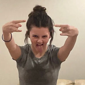 Meet your Posher, Olivia